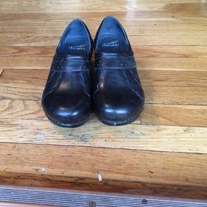 Dansko Hailey Leather Clog. Size 37
