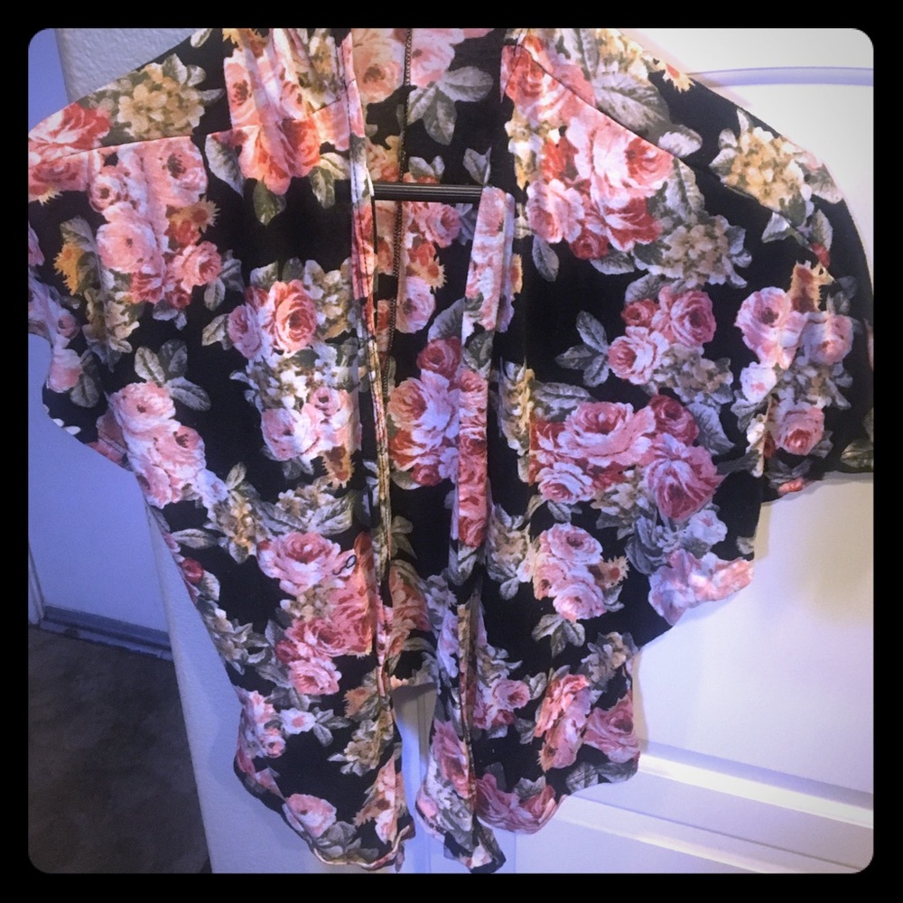 Floral print kimono