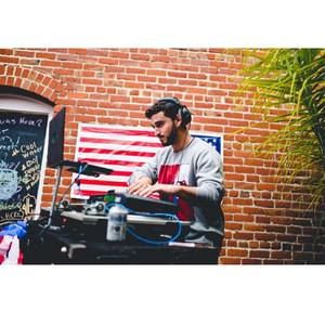 Meet your Posher, Benjamin