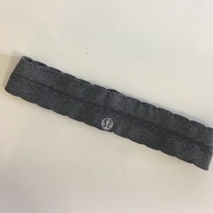 Lululemon Swiftly grey headband