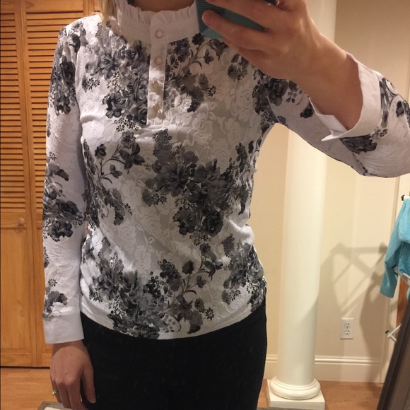 Black &white lace blouse, Ted Baker or kate Spade. - Picture 3 of 3