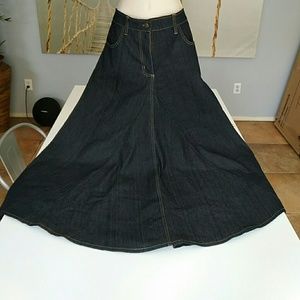 Women's skirt. NWOT