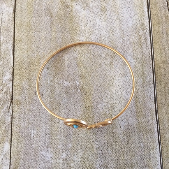 Gold tone Hamsa & Evil Eye bracelet - Picture 4 of 4