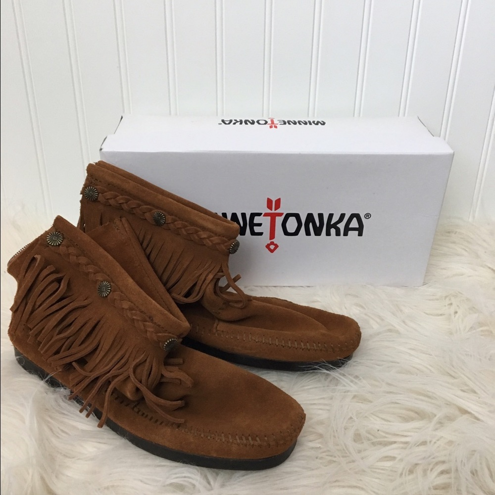 Minnetonka High Too Back-zip Boots Sz 9