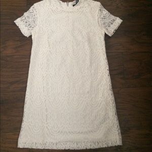 FOREVER 21 LACE DRESS