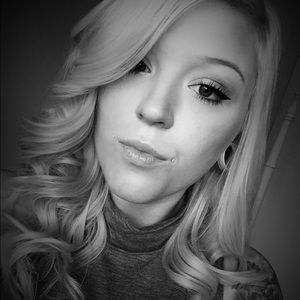 Meet your Posher, Sierra