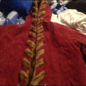 Sued leather coat with warm and cozy fur inside