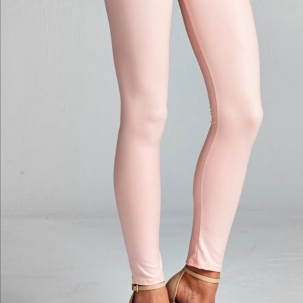 Think Spring Faux Leather Leggings - Picture 4 of 8
