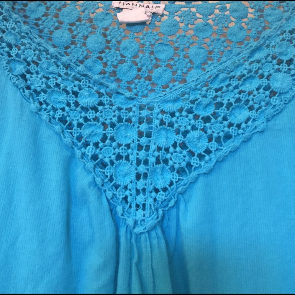Flowy Blouse - Picture 2 of 3