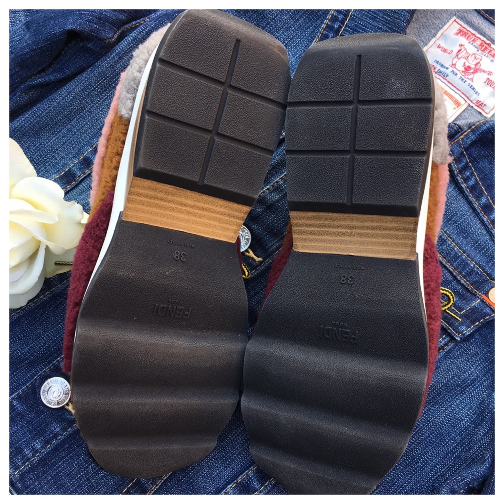 🎉 FENDI PATCHWORK SHEARLING COLOR BLOCK SNEAKERS - Picture 5 of 6