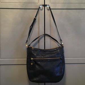 Marc by Marc Jacobs Globetrotter Kirsten Hobo Navy