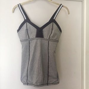 Lululemon tank