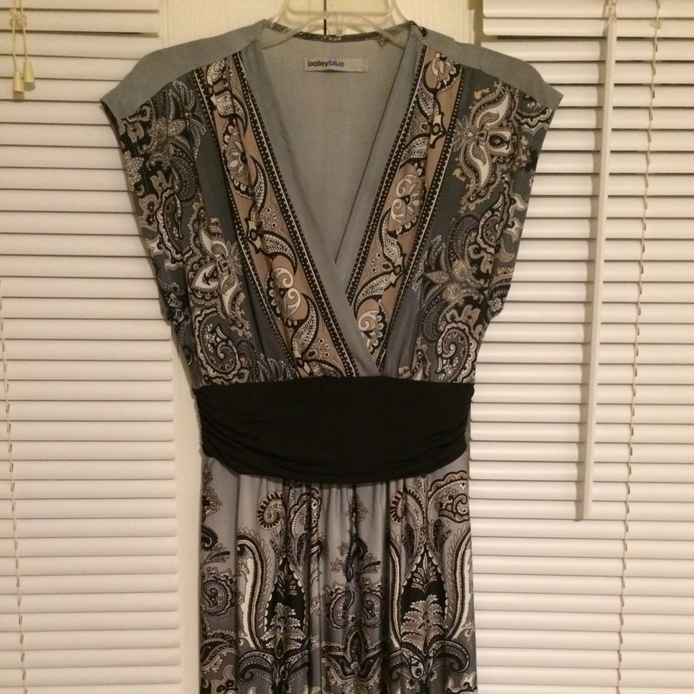 Grey paisley print dress