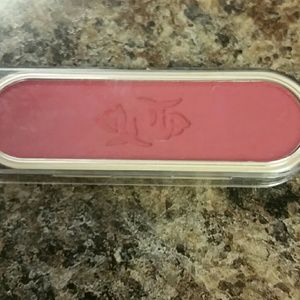 Mary Kay Powder Perfect Cheek Color in TRUE RED