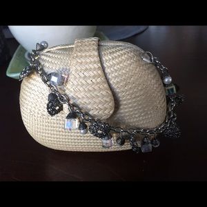 Little straw ornate summer purse