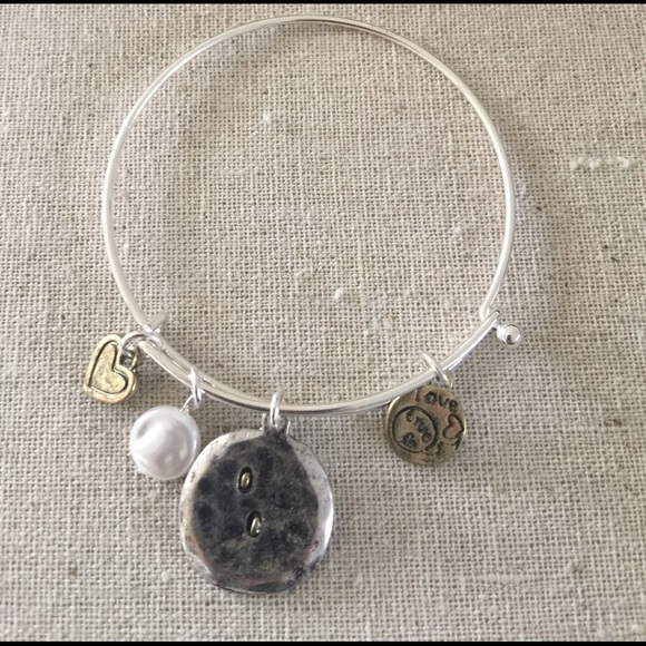 Charmed Bangle (heart/love) - Picture 3 of 3