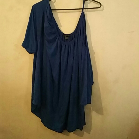 Beautiful blue dress shirt - Picture 1 of 4