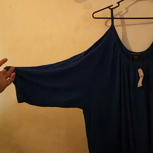 Beautiful blue dress shirt - Picture 3 of 4