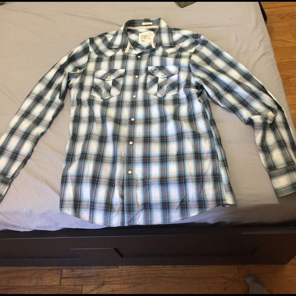 American Eagle Outfitters Plaid Shirt