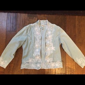 SALE✅✅Chico's Denim Embroidery Detail jacket