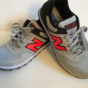 Men's New Balance shoes.
