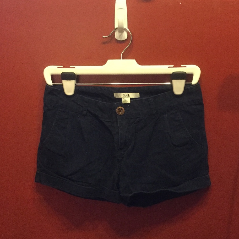 Forever 21 pleated chino shorts