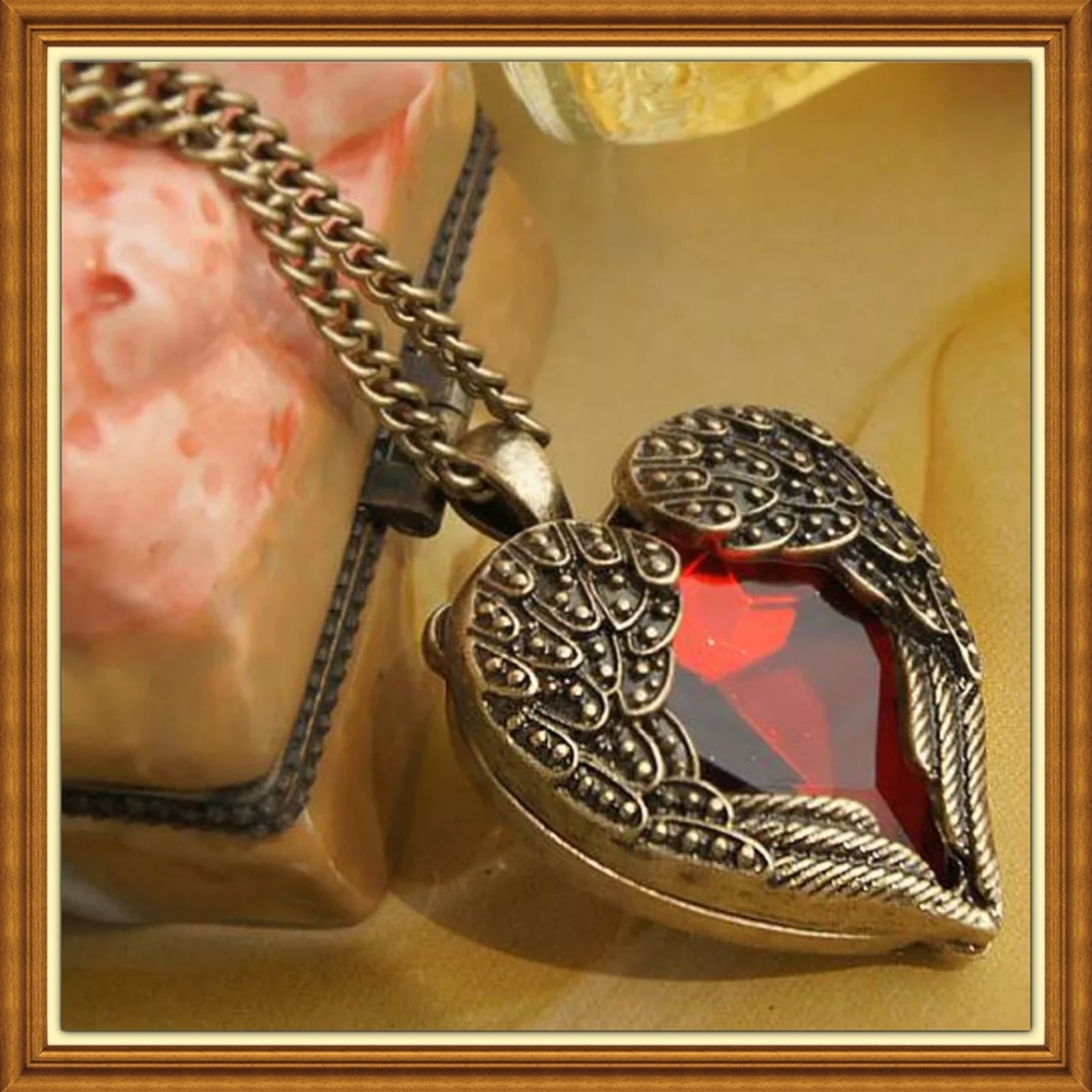 Heart necklace❤❤❤