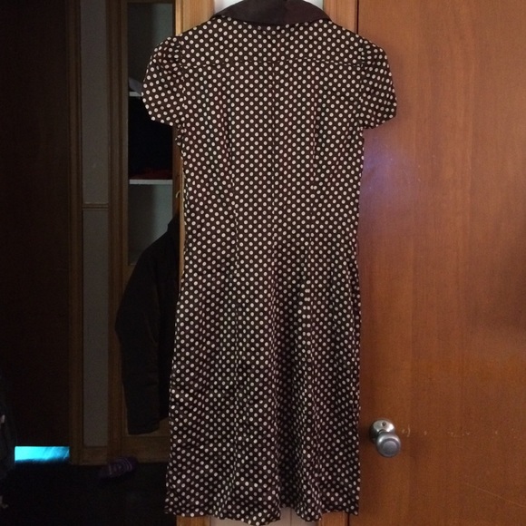 BEBE retro looking dress - Picture 4 of 4