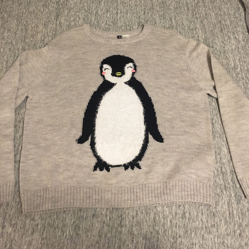 H&M Penguin sweater -worn once