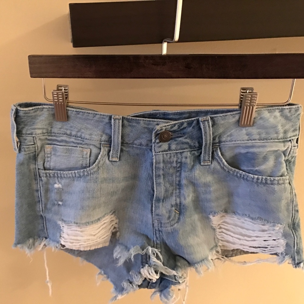 Abercrombie Light wash jean shorts