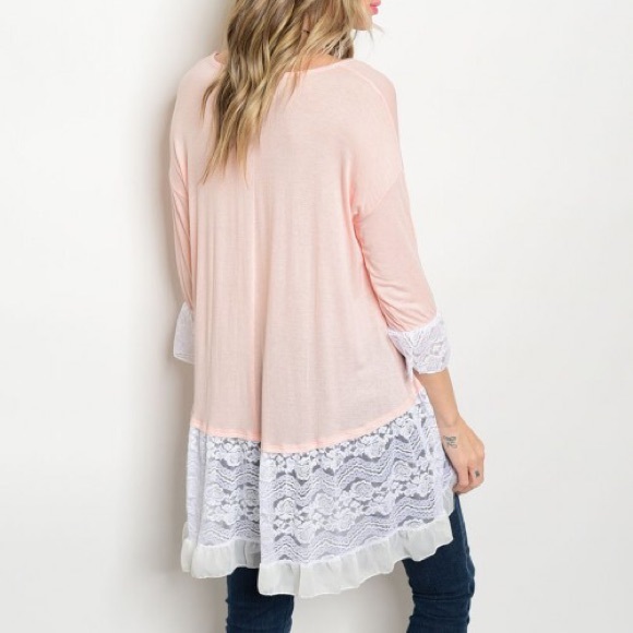 amandine boutique Tops Peach White Tunic Top With Lace Detail