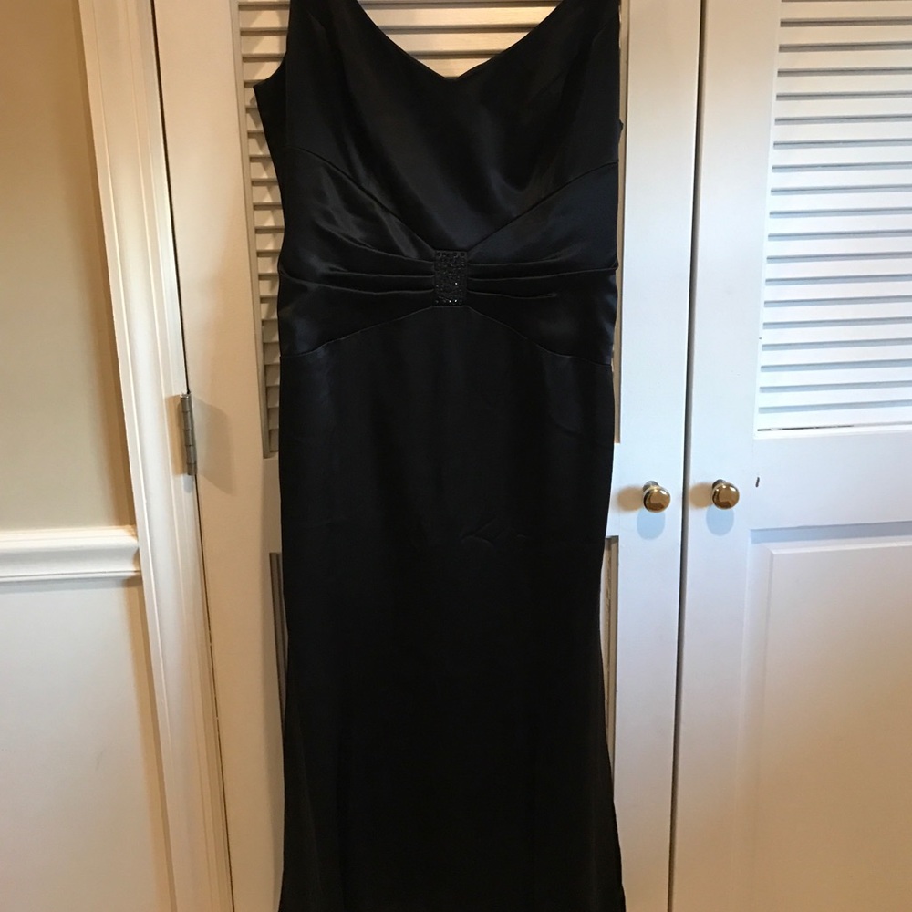 Elegant, T length evening dress.