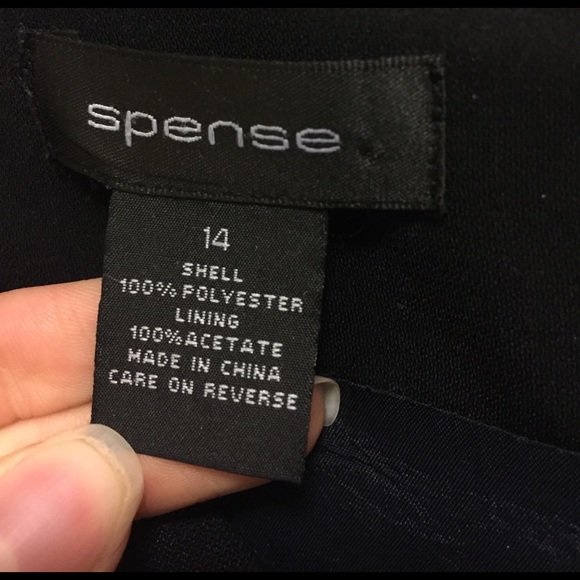 Black ruffle front dress - Picture 3 of 4