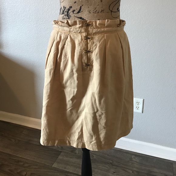 Tan skirt - Picture 4 of 7