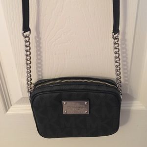 Michael Kors Jet Set Crossbody Bag