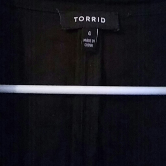 Black over shirt - Picture 4 of 4