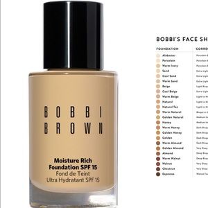 BOBBI BROWN Moisture Rich Foundation SPF 15