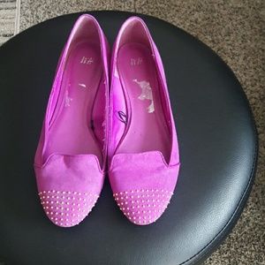 Gently used fuschia flats from H & M