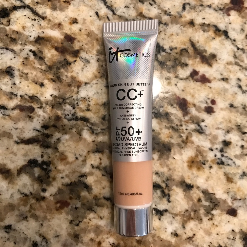 🆕It Cosmetics Your Skin But Better™ CC Cream