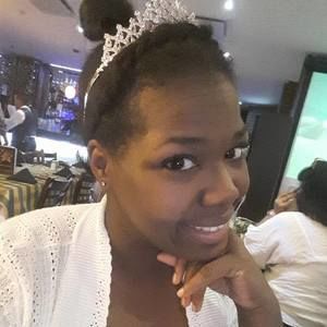 Meet your Posher, Jamila