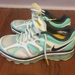 Size 5.5 Nike Livestrong Air Max Sneakers