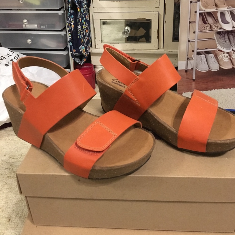 Clarks Ariel Fin shoe.