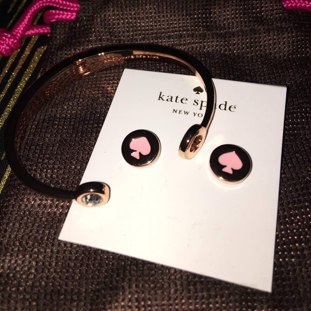 Kate Spade spot the Spade earrings and cuff