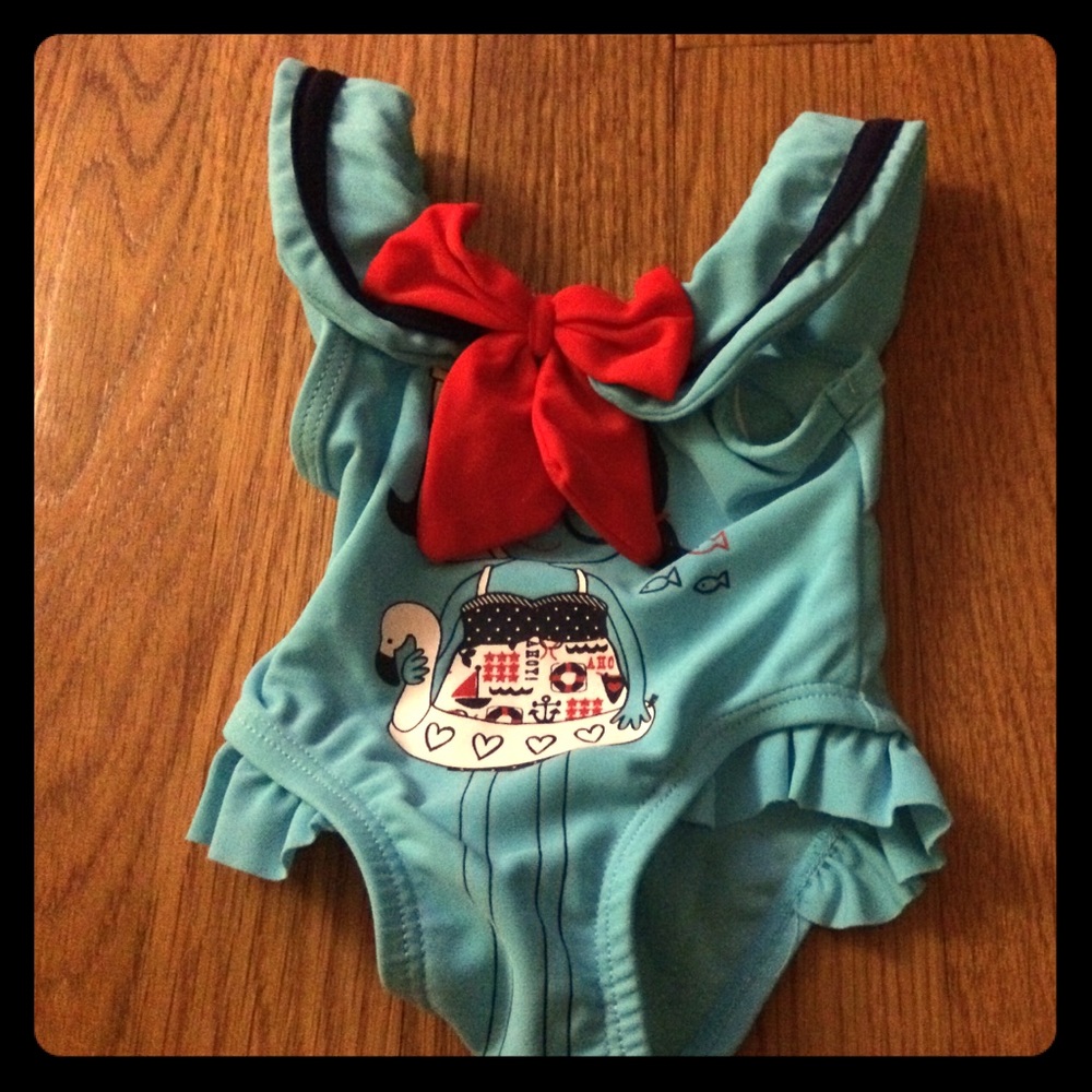 Newborn baby bathing suit 👙