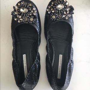 Vera Wang black flats