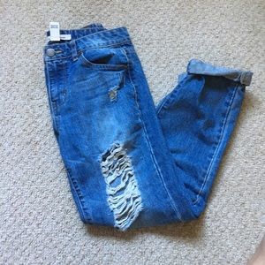 Distressed Boyfriend Jeans