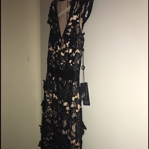 Adrianna Papell Dress 🦋 - Picture 8 of 8