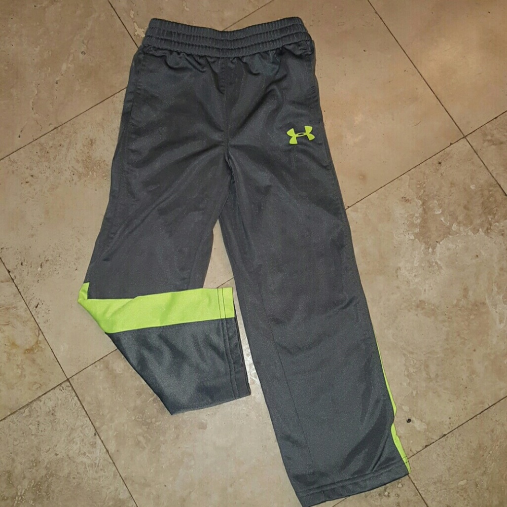 Under armour boys size 4 pants