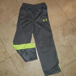 Under armour boys size 4 pants