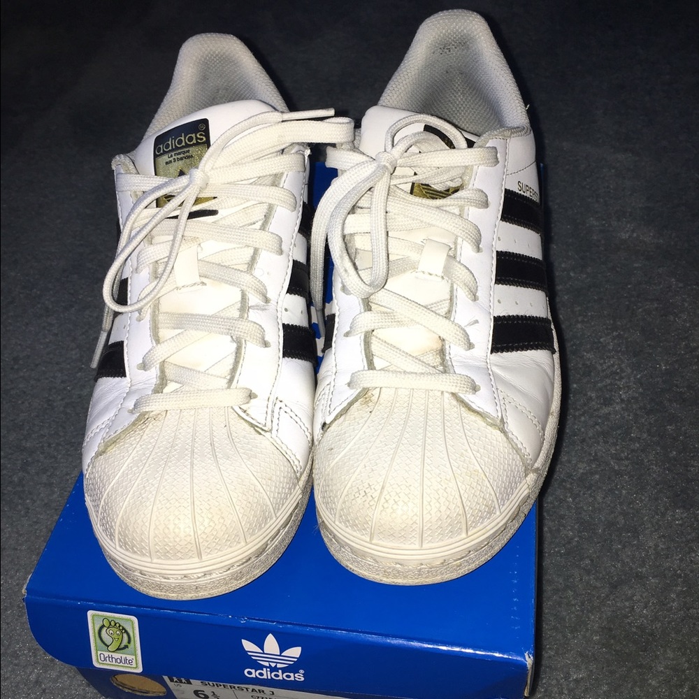Adidas Superstar